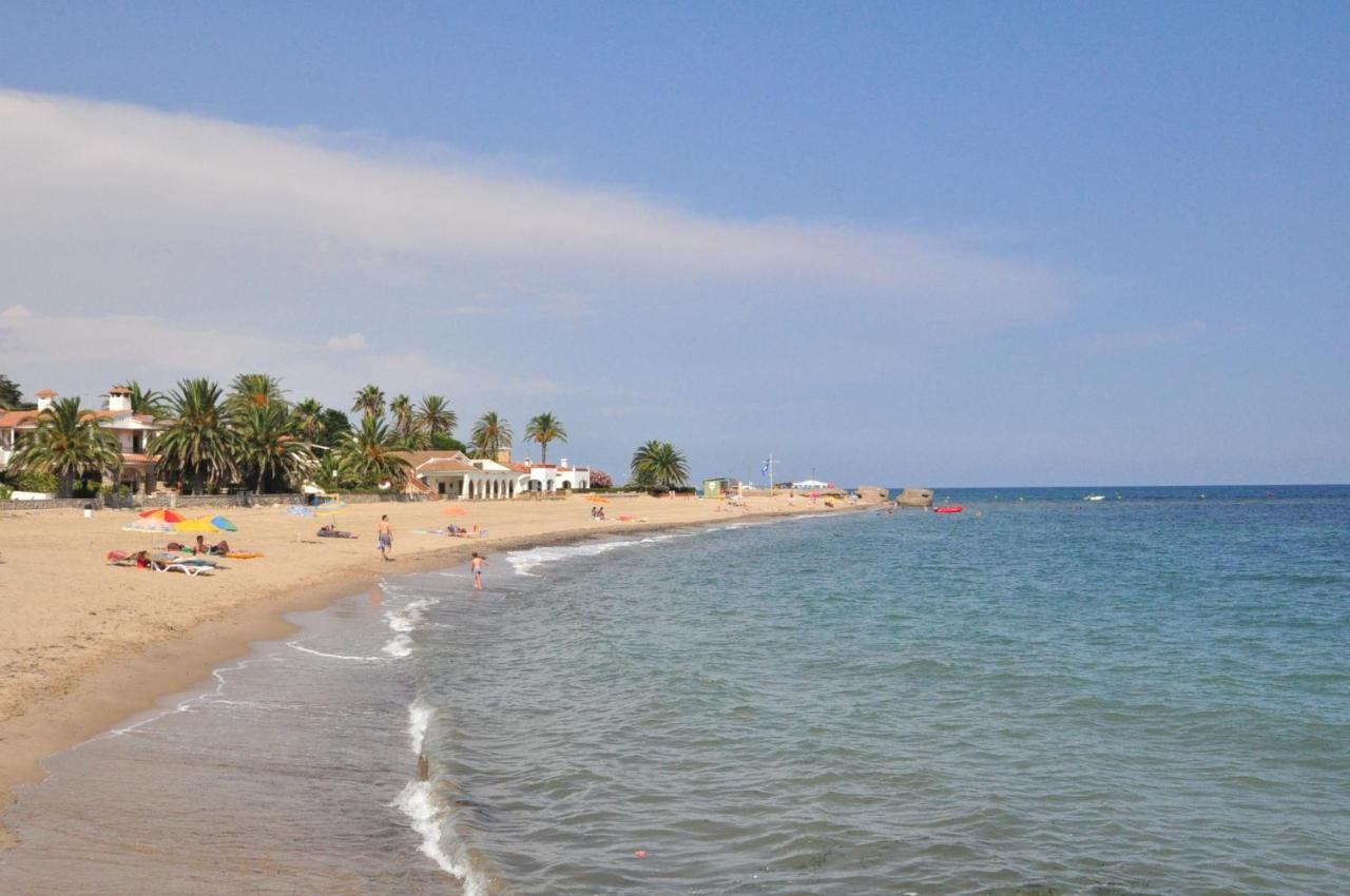 Litoral Costa Dorada - Las Palmeras Only Families Cambrils Exterior foto