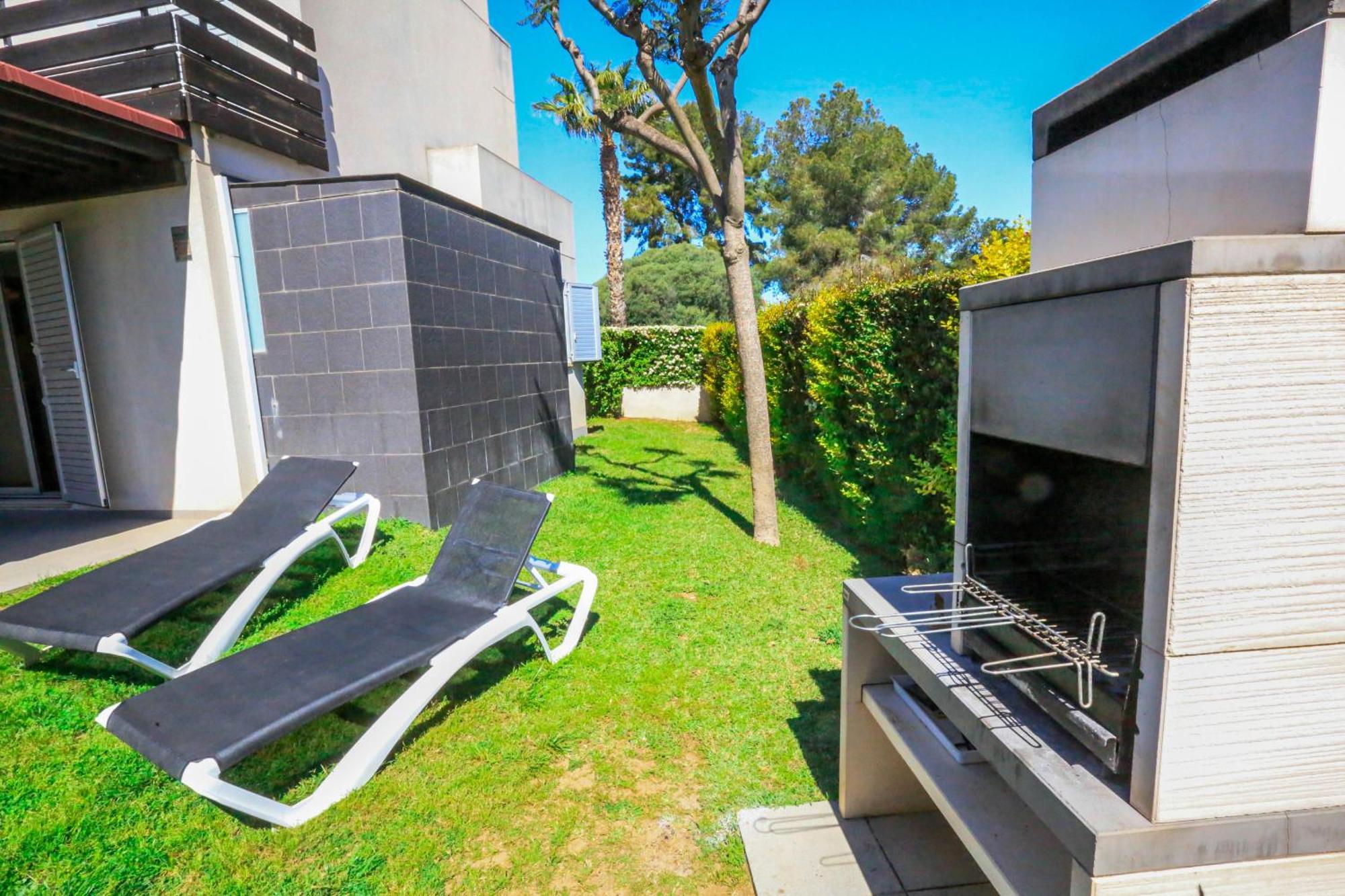 Litoral Costa Dorada - Las Palmeras Only Families Cambrils Exterior foto